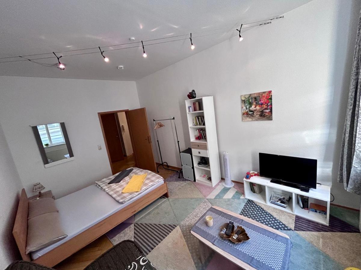 Piano Apartment In Halle Center - Netflix - Free Wifi 1 Exteriör bild
